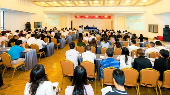 埋头赶路，也要抬头寻道