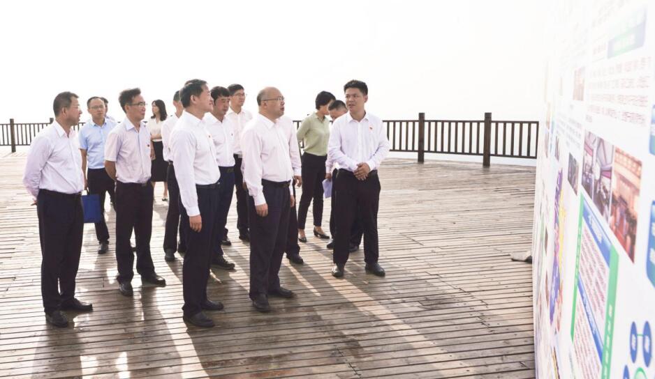 省委常委、组织部长王正谱到四川尊龙凯时集团调研指导工作