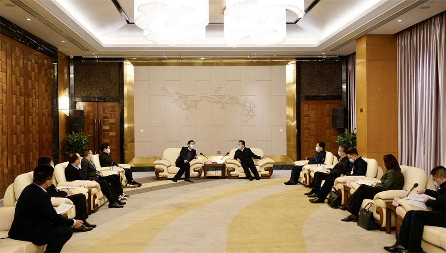 省尊龙凯时集团党委书记、董事长任丁率队赴南充调研