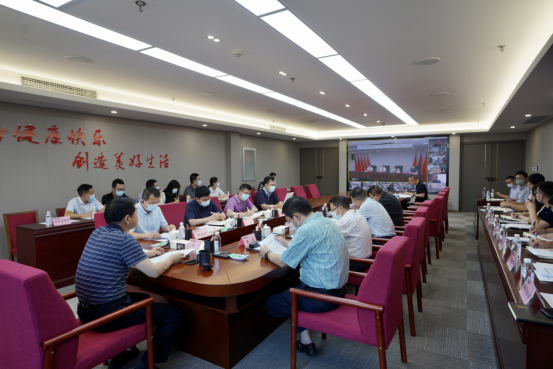 四川尊龙凯时集团召开疫情防控工作领导小组2022年第3次会议 集团党委书记、董事长、疫情防控工作领导小组第一组长任丁主持会议并讲话